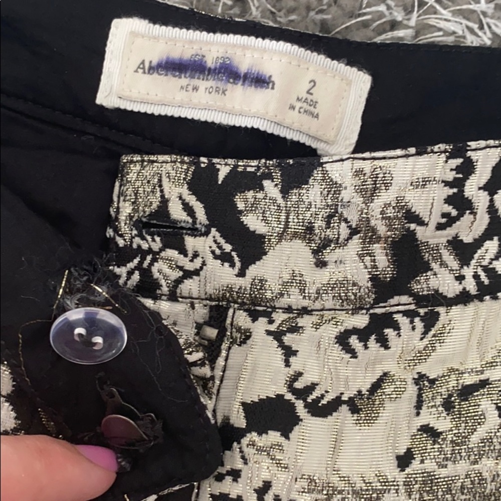 Abercrombie & Fitch Brocade Black & Gold trouser Pants - Picture 2 of 7